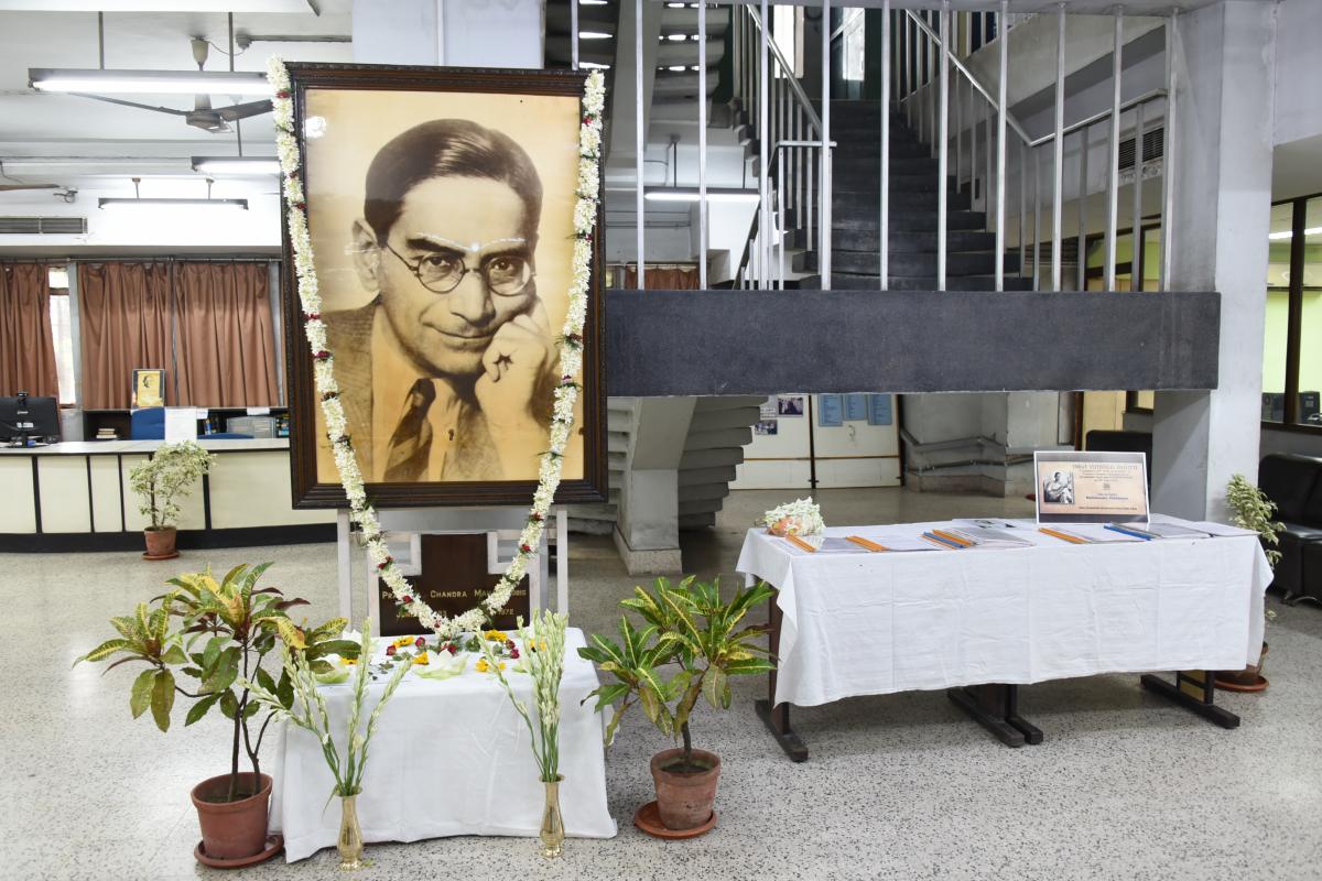 ISI Open Day, Library