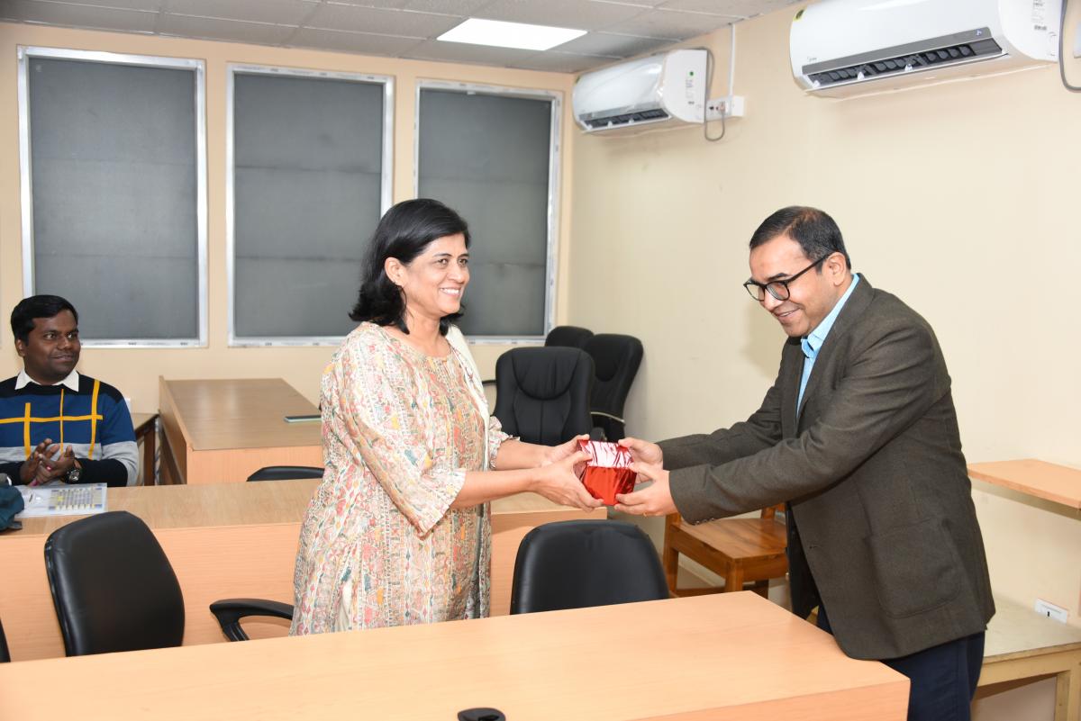 Workshop on Managing Research Data - Practice and Prospects