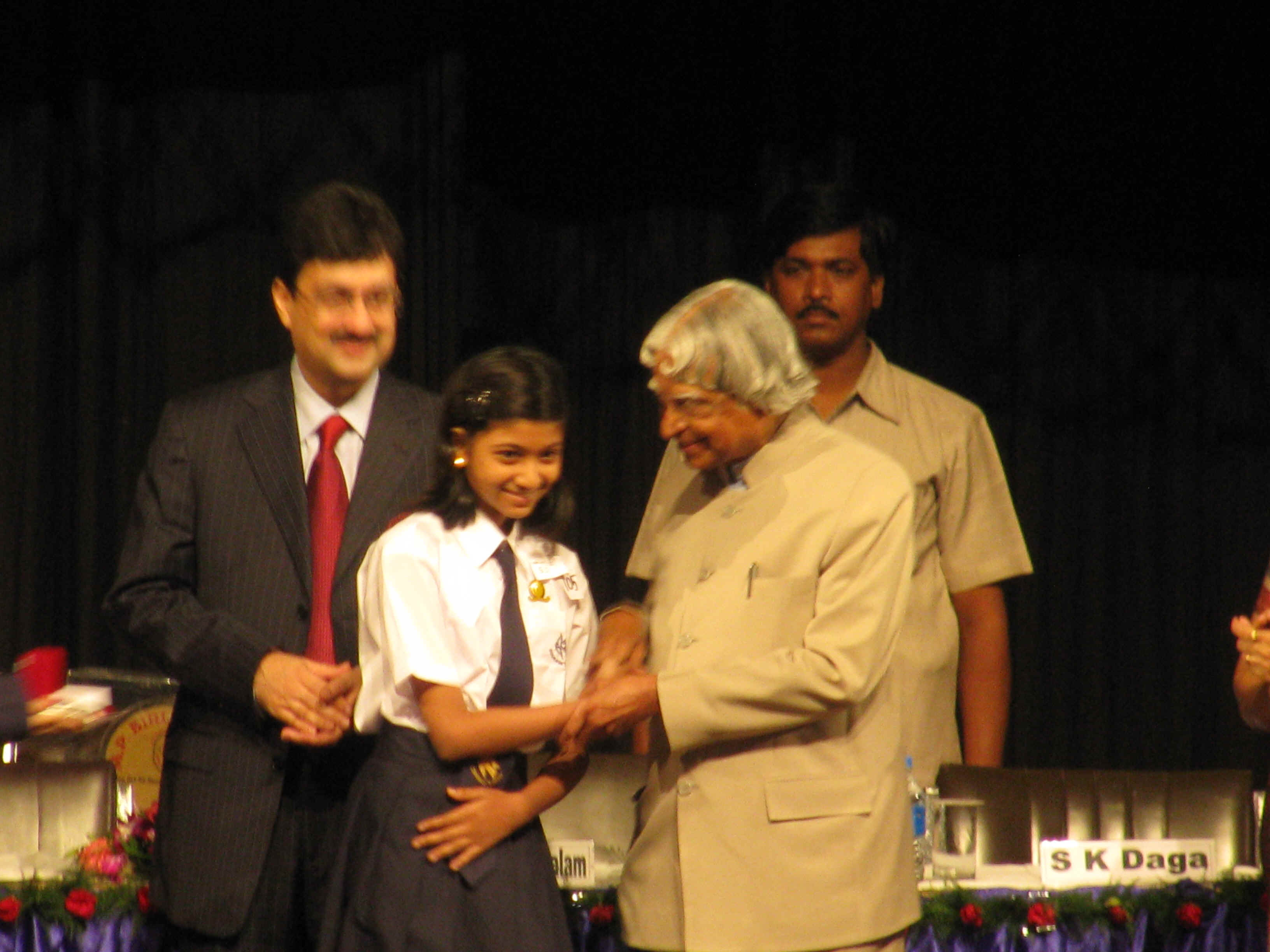 Kalam1.jpg (2085785 bytes)